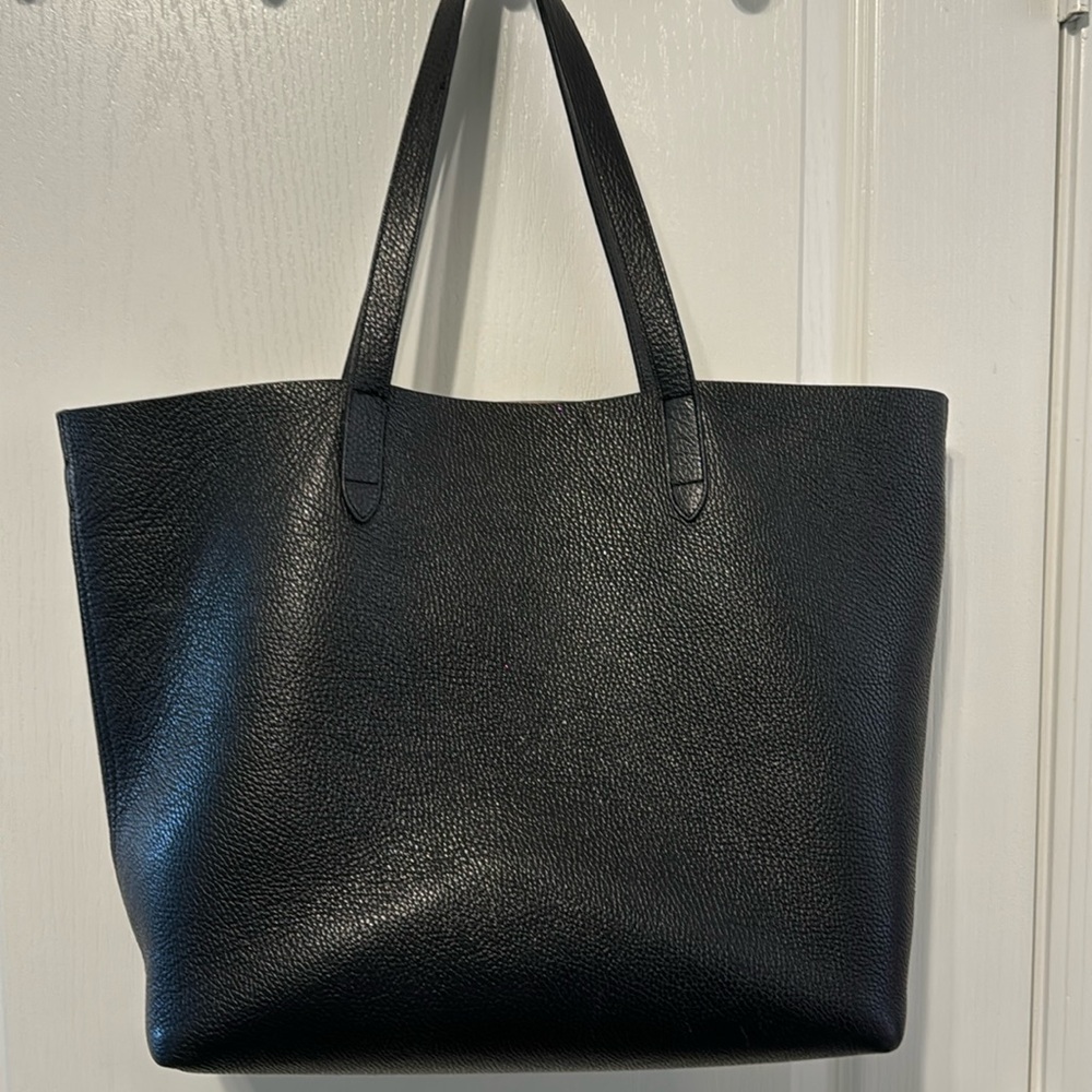 Cuyana black leather large tote